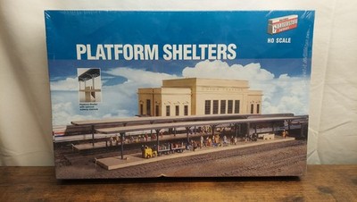 HO Scale Walthers Cornerstone 933-3175 Station Platform Shelters Kit