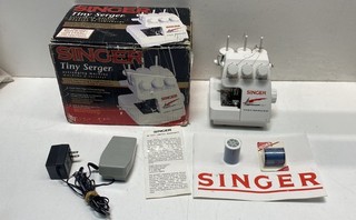 Singer TS 380 PLUS Tiny Serger Overedging Sewing Machine White Vintage