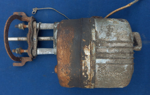 One Genuine Land Rover Series 1 2 2a Lucas Fw2 Wiper Motor 12V - Dated 8-59