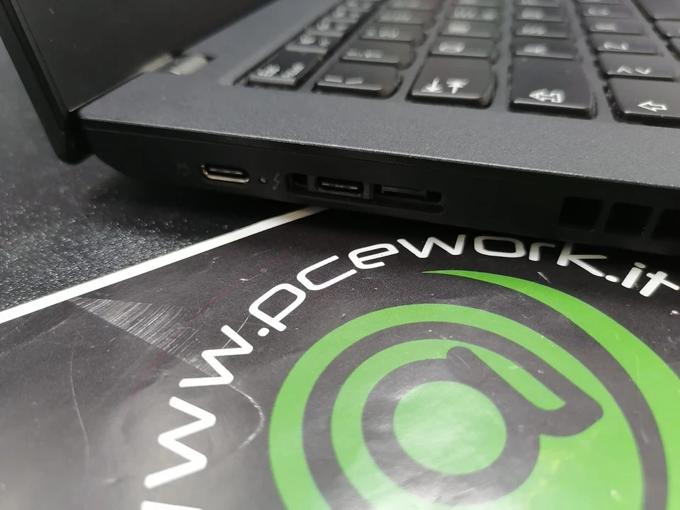 LENOVO T480 THINKPAD i5-8250 8GB RAM 256GB SSD 14" FULL HD RICONDIZIONATO - Immagine 2 di 4