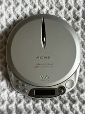 Sony Walkman D-NE511 CD Player MP3 Atrac3plus G-Protection Discman Silver