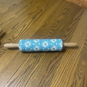 The Pioneer Woman Flea Market Floral Stoneware  Rolling Pin With Acacia Handles