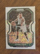 2020-21 Panini Prizm White Sparkle Prizm Daniel Theis #121 Boston Celtics SSP