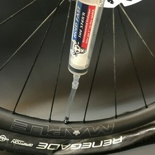 Hold Fast Cycling Tubeless Tire Sealant Injector - Bicycle Sealant Filler Hold Fast Cycling Tubeless Tire Sealant Injector - Bicycle Sealant Filler