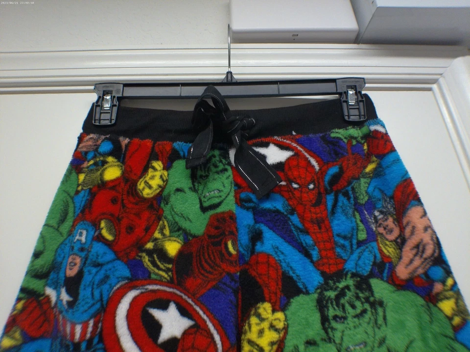 Calça pijama Marvel feminina pequena adulta azul vermelho verde super-heróis Hulk Avengers - Imagem 3 de 4