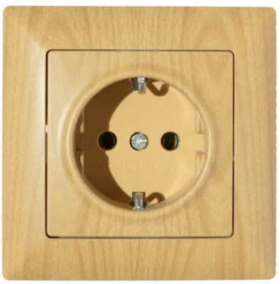 Power Socket 2P+E European CE standard single, with Lid, Double Wood DVE CE 