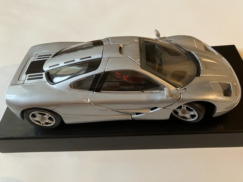 McLaren F1 1993 Model Car Chrome 1:18 Scale Certificate Stand