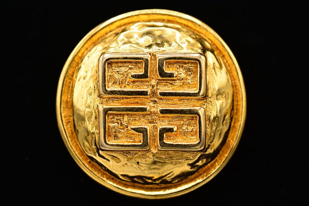 Givenchy Vintage Logo Pin Brooch Brushed Gold 4G Runway Givenchy Vintage Logo Pin Brooch Brushed Gold 4G Runway