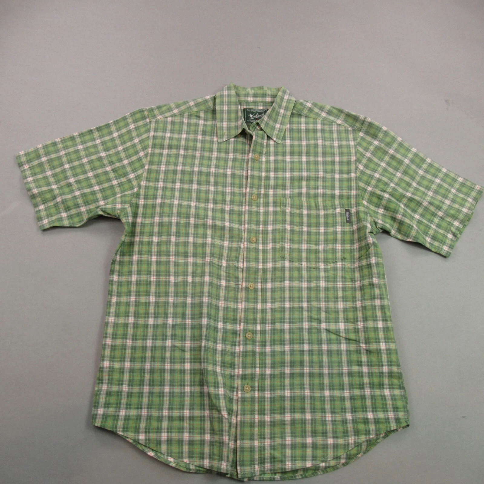 Woolrich Shirt Mens Medium Short Sleeve Button Up Hiking Camping Plaid