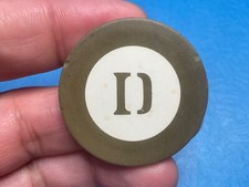      D        CASINO / POKER CHIP     Z-784