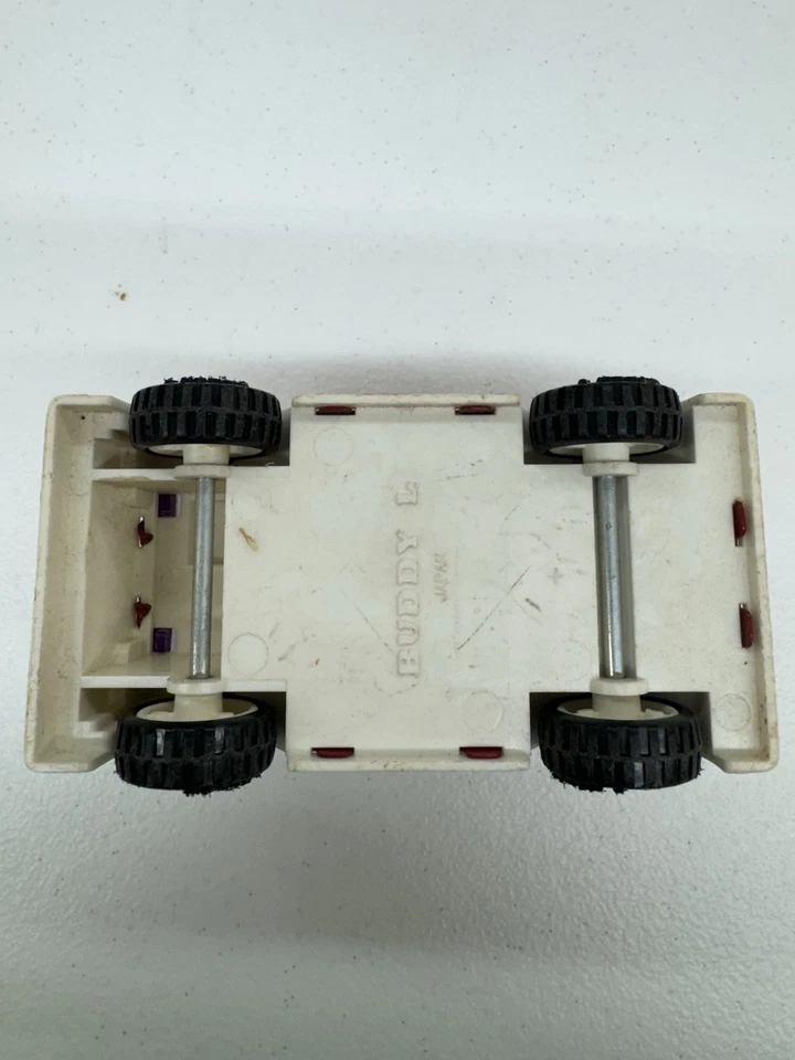 Camión médico de rescate Red Buddy L acero prensado Japón Foto 4 de 4