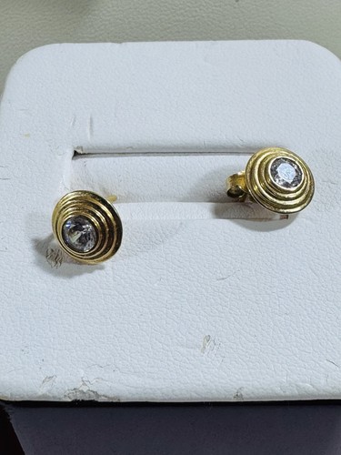 Conjunto de aretes para mujer de oro real amarillo fino 750 puro de 18 quilates 2,52 g 7/7,5 mm - Imagen 8 de 18