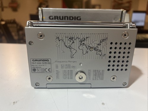 Grundig World Receiver G-2000A Short Wave Radio Leather Case Tested Working - Afbeelding 7 van 16