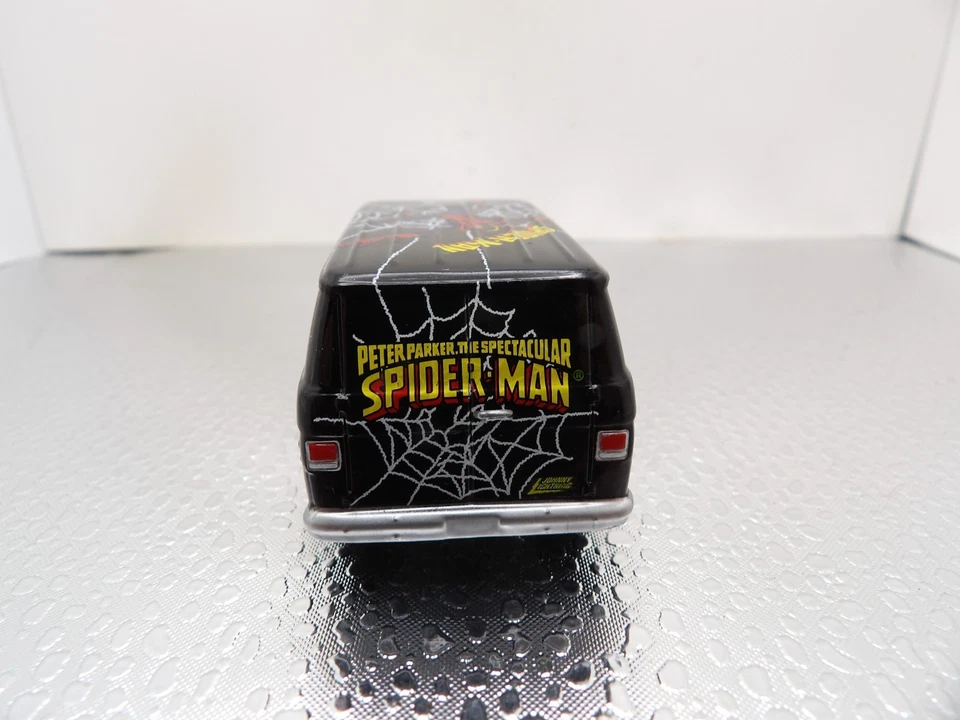 SPIDER-MAN  1977 CHEVROLET G-20 VAN        JOHNNY LIGHTNING MARVEL COMICS   1:64 - Image 4 of 4
