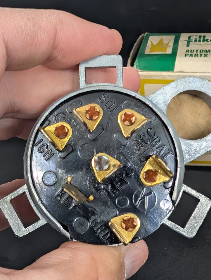 Interruptor de encendido Chevrolet Bel Air Biscayne Impala Caprice 1968 NORS HECHO EN EE. UU. Foto 3 de 4