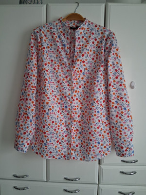 Damen Bluse mit Kelchkragen in Weiß geblümt von Walbusch extraglatt Gr. 40 