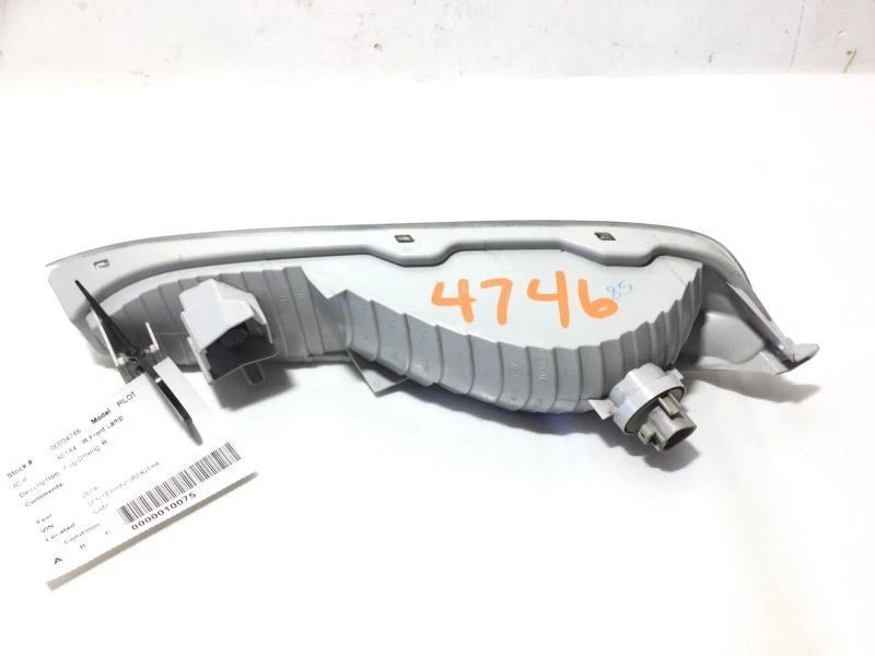 RH PASSENGER SIDE FOG LIGHT HALOGEN Fits 16 HONDA PILOT 13-16 HONDA CR-Z 29134 - Image 2 of 3