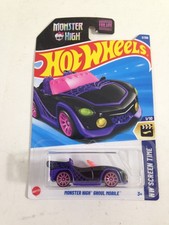 Hot Wheels Monster High Ghoul Mobile 3 3/250 2025 HW Screen Time new on card