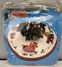 Titan Needlecraft Felt Tree Skirt Kit 36" Christmas Bears  Toys Holiday Crafts