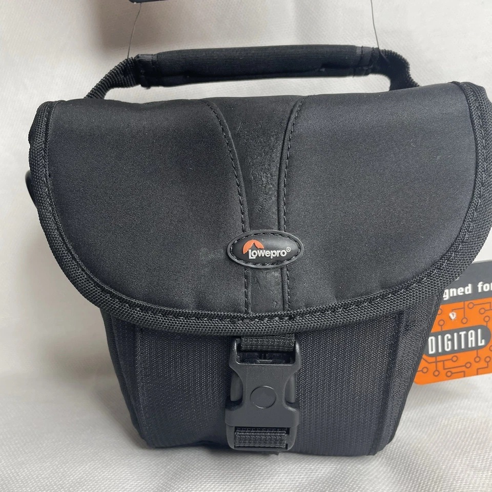 VTG NWT Lowepro REZO TLZ 20 Digital Camera Bag Case Black SLR Lens Memory Card - Image 2 of 4