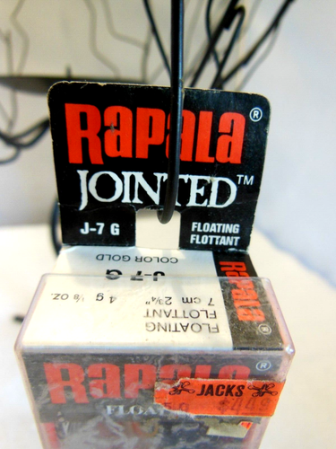 VTG RAPALA FLOATING JOINTED J-7 G GOLD 2 3/4" MINNOW FISHING LURE ORIG. PACKAGE - Picture 6 of 7