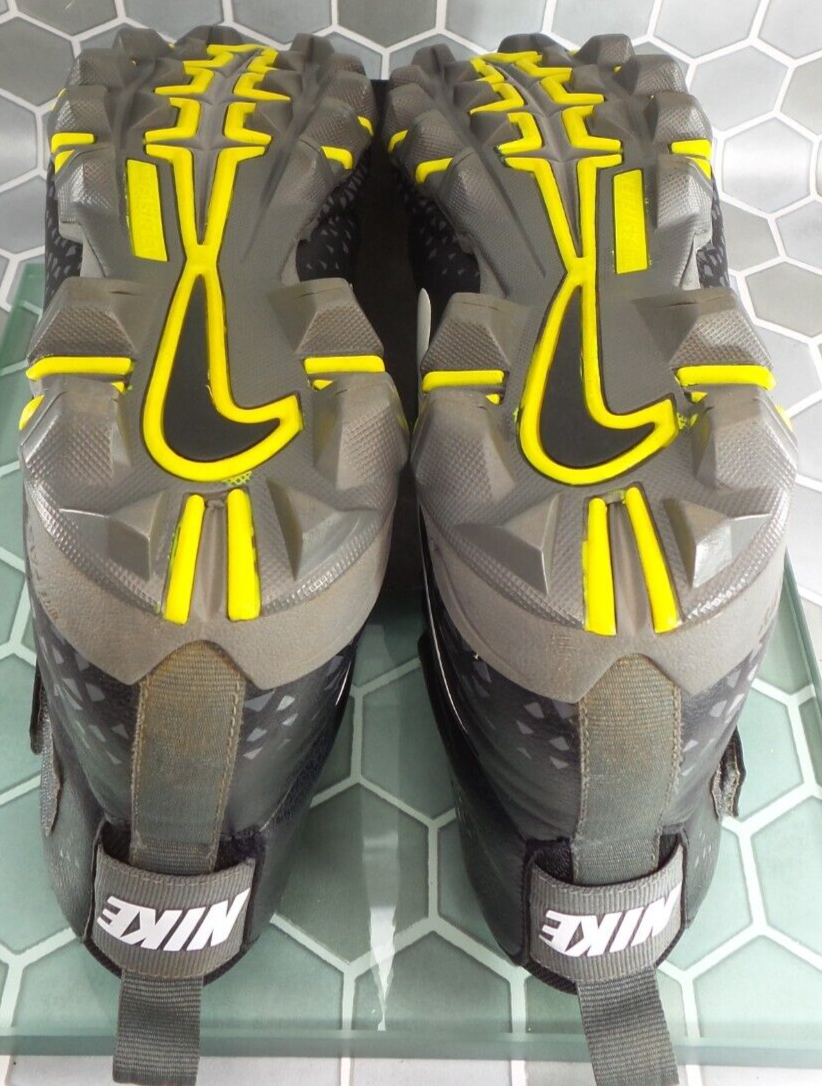 Nike Savage Shark Black Grey Football Cleats Fast Flex 