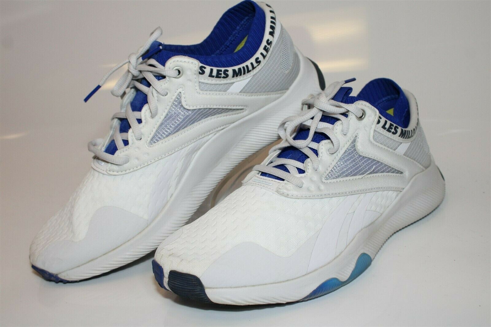 Reebok Women 11 42.5 Les Mills Sneaker 