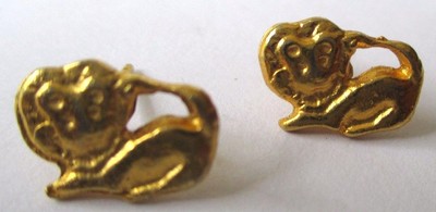 Boucles D'oreilles Clous Plaqué Or - Motif Petit Lion - Vintage - Occasion En Parfait état