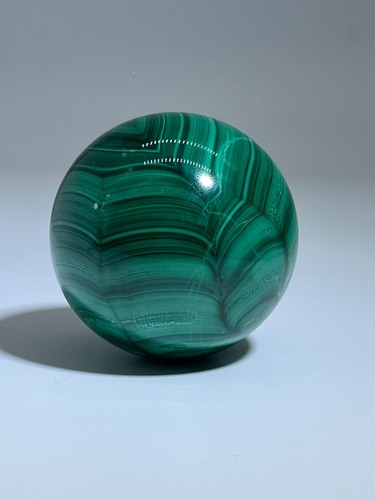 Bola de malaquita AAA Ø 52 mm 287 gramos decoración piedra curativa piedra natural piedra preciosa - Imagen 3 de 6