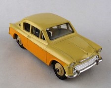 Dinky Toys No. 166 Sunbeam Rapier Saloon NEAR MINT