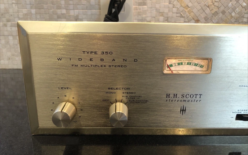 Sintonizador de tubo estéreo Scott 350 Wideband FM MPX perfecto estado de funcionamiento Foto 2 de 4