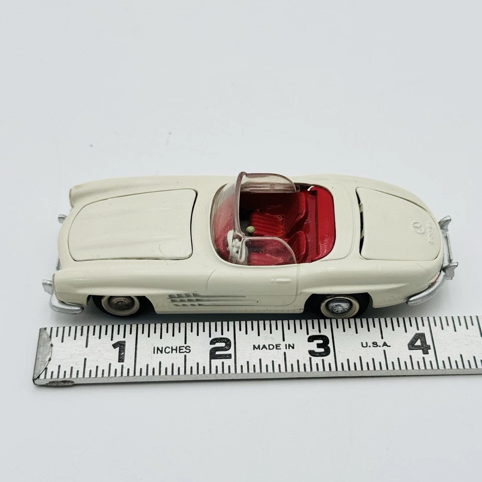 Tekno Denmark 924 MERCEDES-BENZ 300SL 300 SL Cream 1:43 MINT - Image 2 of 4