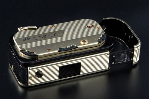 Mec 16 Viewfinder Macchina Fotografica Oro Colore Subminiature Spia By - Picture 2 of 5