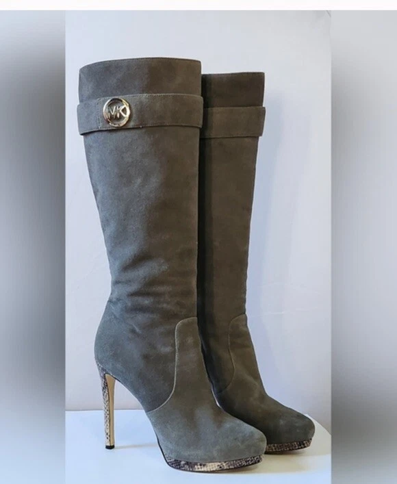 Замшевые сапоги MICHAEL KORS из змеиной кожи на каблуке серые размер 10 M - Изображение 2 из 4