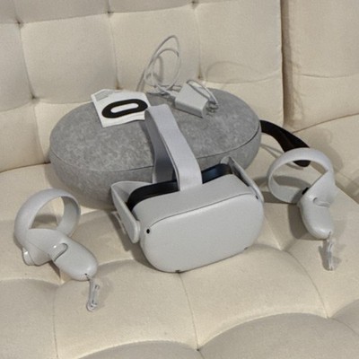 Meta Quest 2 Standalone VR Headset White 90Hz USB-C Mic w/ Controllers Case