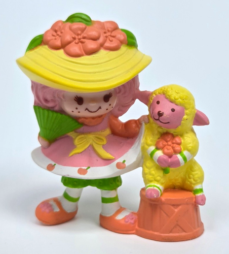 Figurine PVC Charlotte Aux Fraises - Peach Blush & Melonie Bell Avec éventail - AGC 84