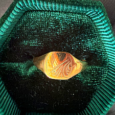9ct Yellow Gold Oval Signet Ring Size P Hallmarked Engraved Face 2mm