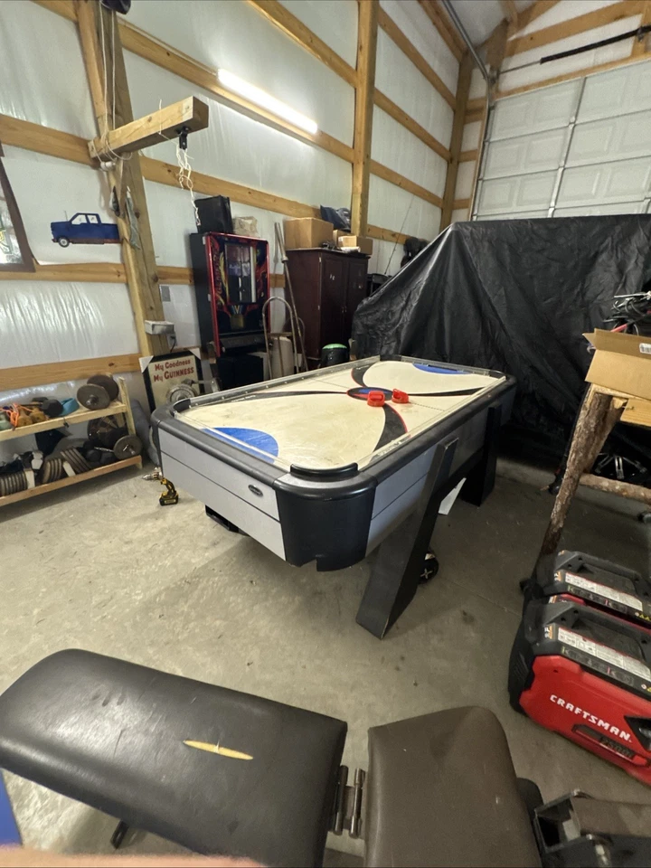 Air Hockey Table - Image 3 of 4