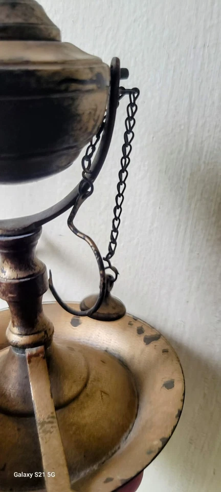 ANTIGUO QUEMADOR DE LÁMPARA DE ACEITE DE BALLENA DE ALFALFA DE LATÓN CON 4 HERRAMIENTAS - ¡INUSUAL! Foto 2 de 4