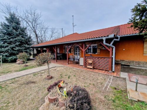 Wunderschönes Haus - ideal für die Tierhaltung und Selbstversorger – 17 Hektar L - Bild 2 von 24