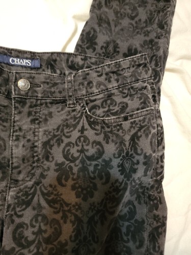 Denim Jeans Chaps Size 10 Black and Gray with a Textured Print Straight Leg - Bild 11 von 24