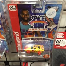 AUTO WORLD SLOT CAR - NEW IN THE PACKAGE - FREE SHIPPING IN USA