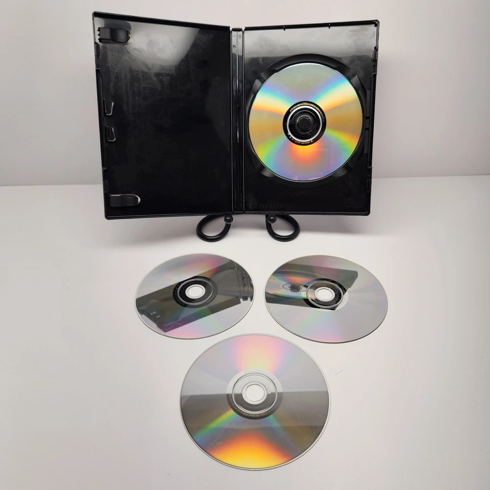 Microsoft Flight Simulator  2004 - A Century Of Flight - PC No Manual - Image 3 of 4