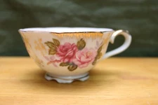 Footed Tea Cup Pink Rose Made in Japan Scalloped Brushed Gold
