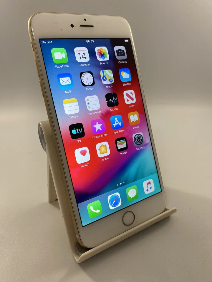 Apple iPhone 6 Plus Gold Unlocked 16GB 5.5" 8MP 1GB RAM IOS Smartphone - Image 4 of 4