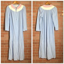 Vintage Lady Ronte Pastel Blue Snap Front Long Nightgown Robe Housecoat Size M