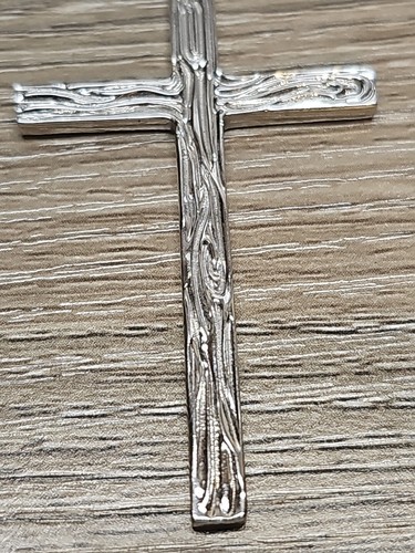 Mens Real Solid 925 Sterling Silver Cross Hip Hop Pendant Wood Grain Design - Picture 2 of 6