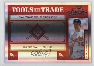 2004 Playoff Absolute Memorabilia Spectrum Red /100 Mike Mussina #TT-97 HOF 0l2