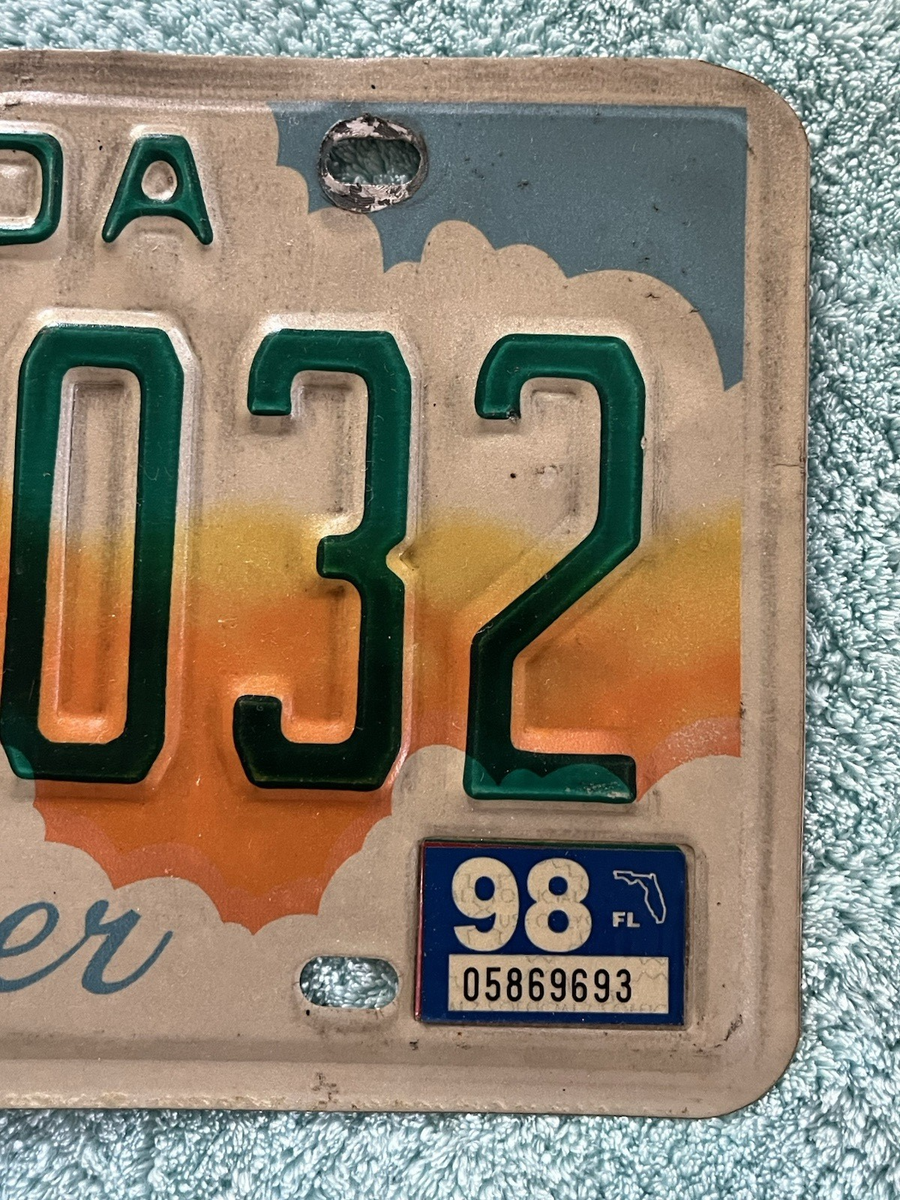 1998 Florida License Plate Challenger Space Shuttle BBY 032 Rocket