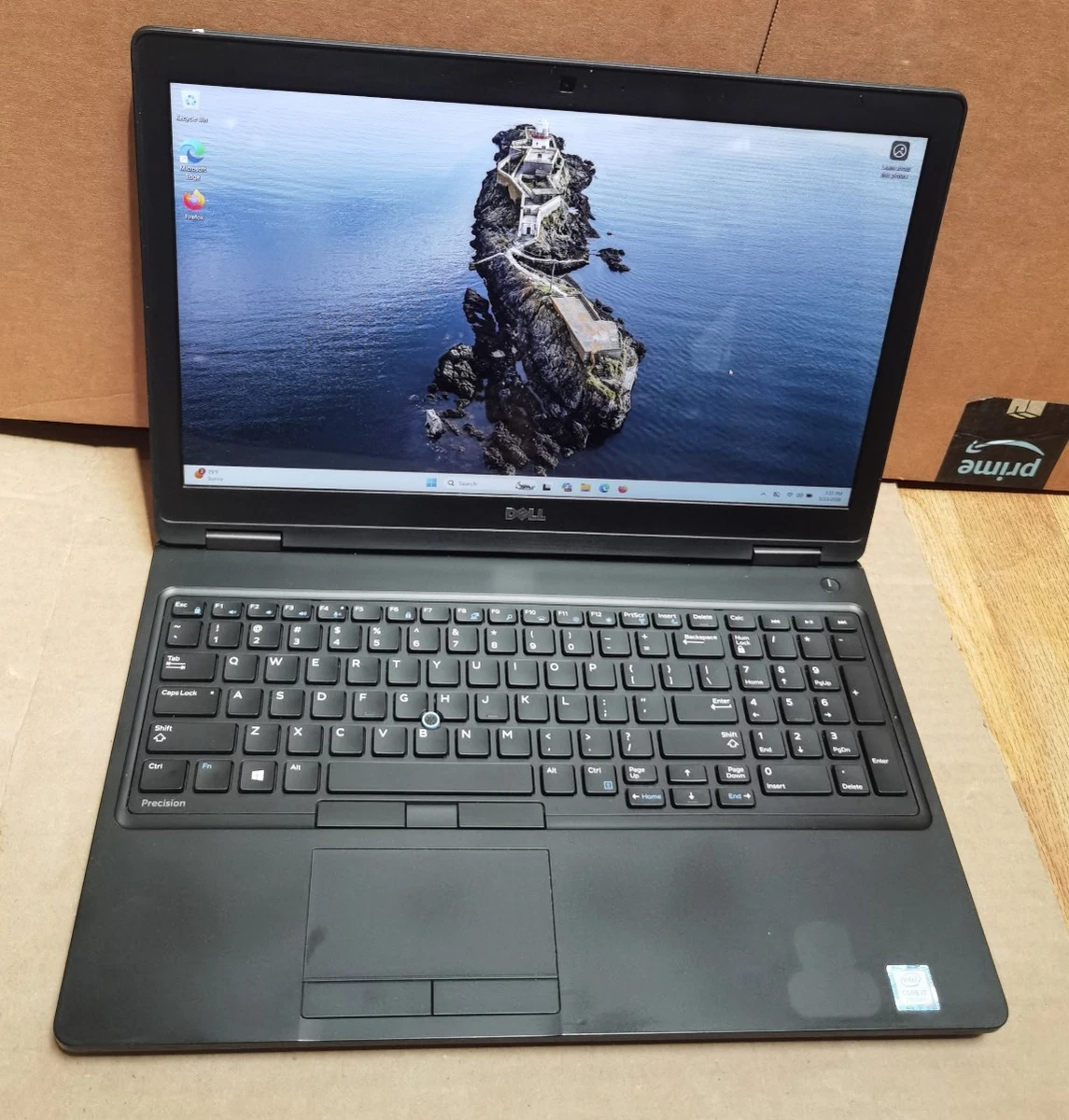 Dell Intel Core i7 7th Gen. PC Laptops & Netbooks 15-15.9 in